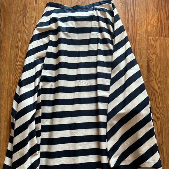 H&M striped A-line skirt - Picture 3 of 9